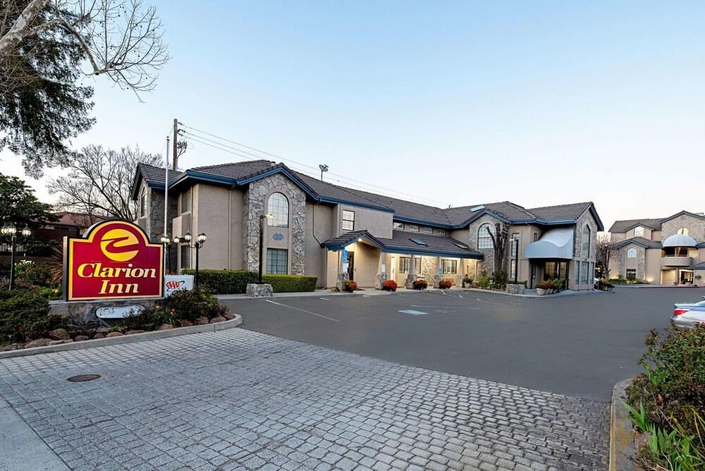 CLARION INN SILICON VALLEY photo 2