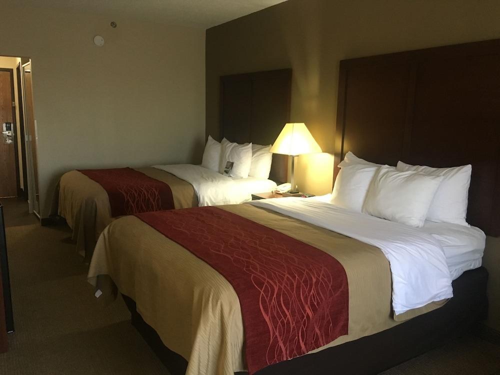 COMFORT INN photo 4