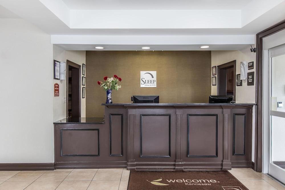 SLEEP INN & SUITES AT KENNESAW STATE UNIVERSITY photo 3