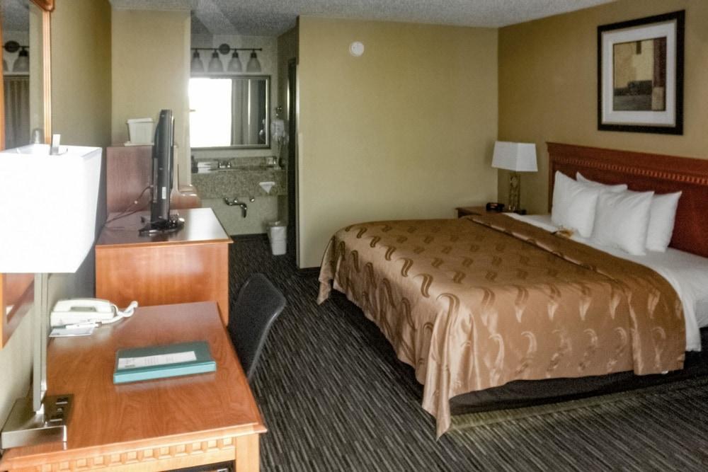 QUALITY INN COLUMBUS photo 4