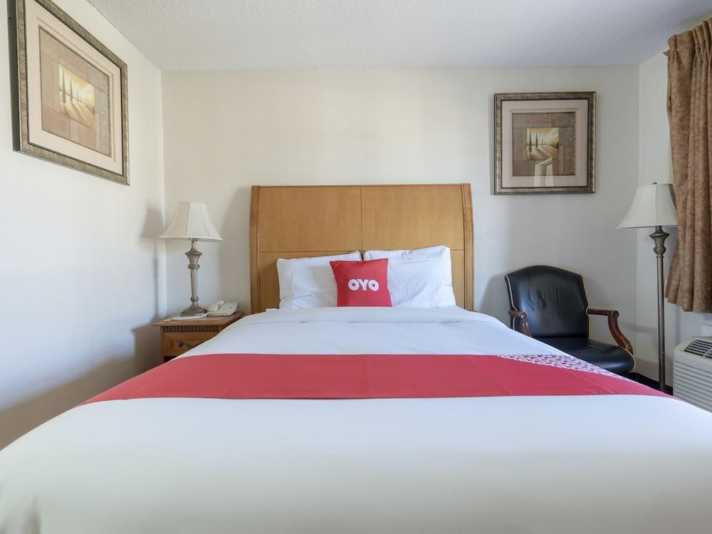 OYO HOTEL BOSSIER CITY I-20 WEST photo 2