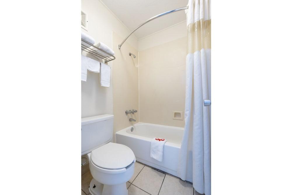 OYO HOTEL BOSSIER CITY I-20 WEST photo 3