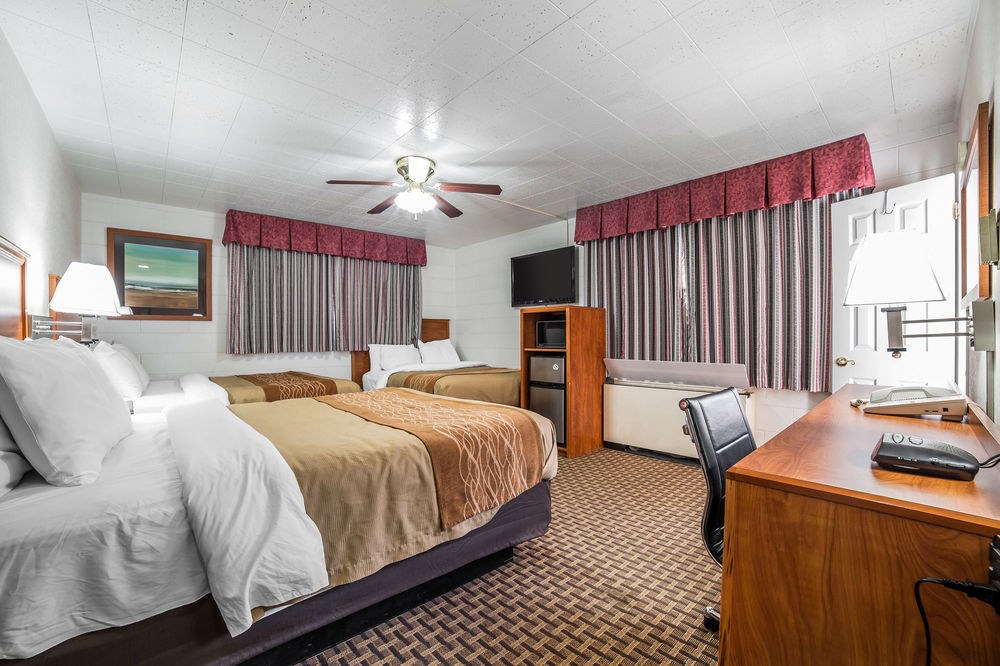 RODEWAY INN photo 1