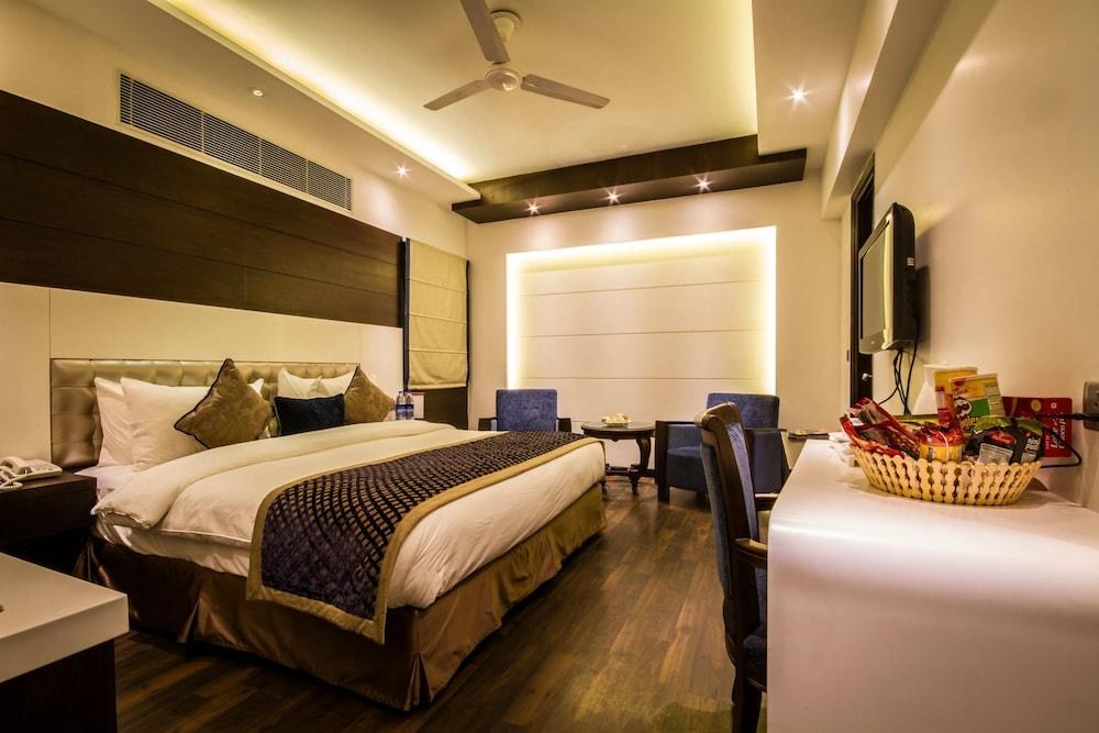 HOTEL GRAND GODWIN photo 3