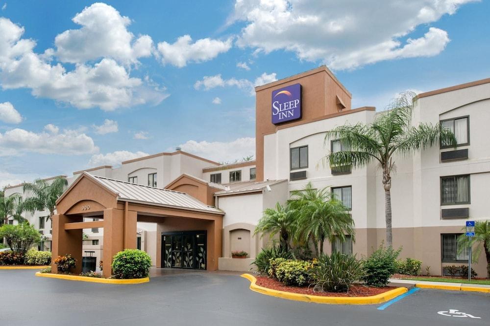 SLEEP INN photo 2