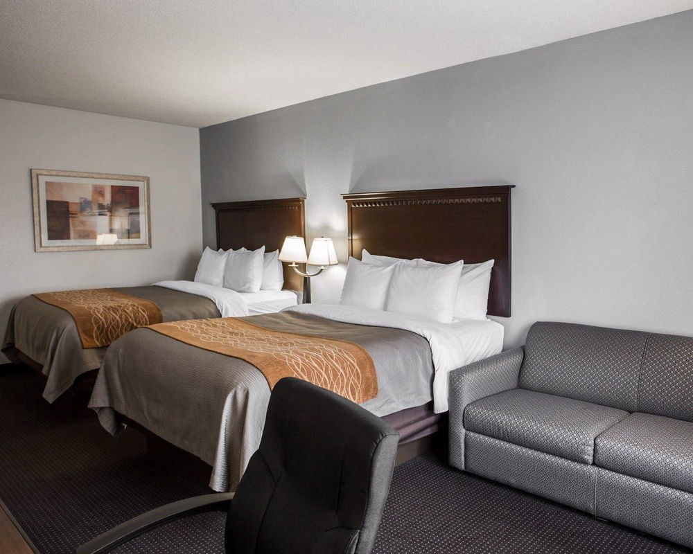 COMFORT INN photo 1