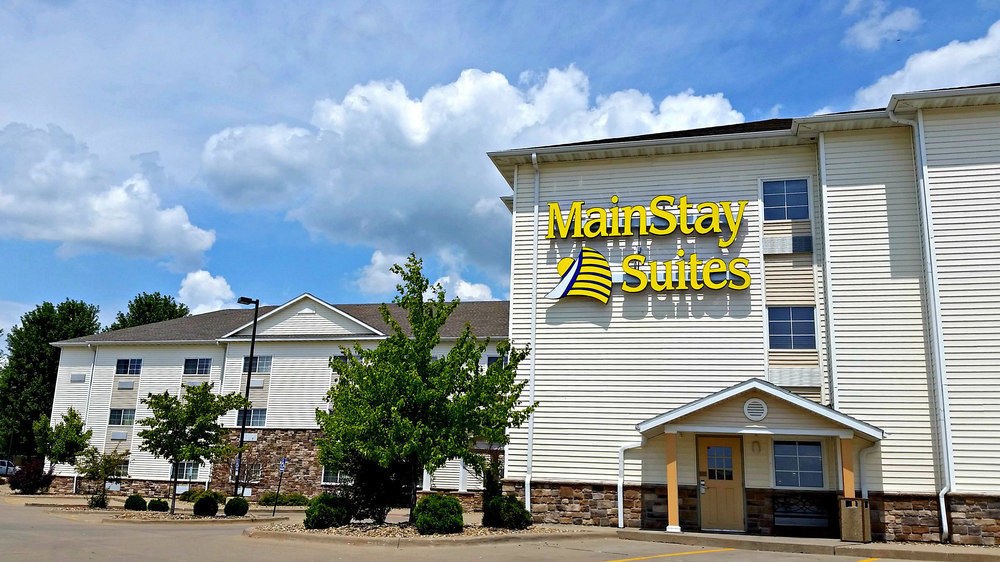 MAINSTAY SUITES