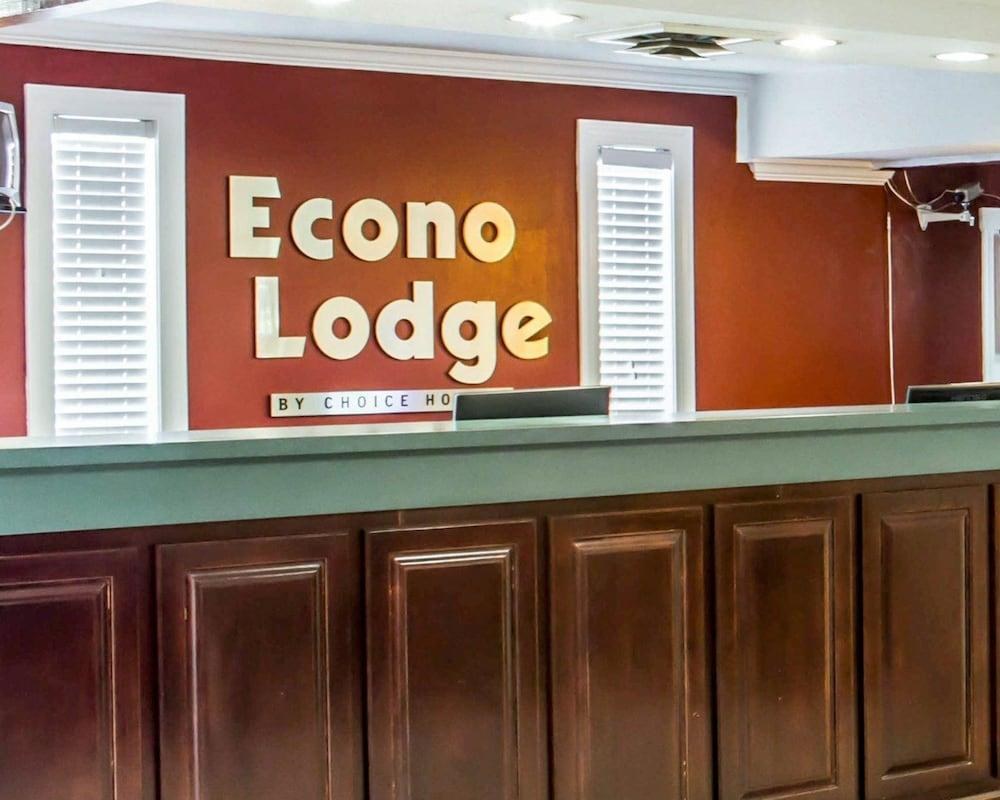 ECONO LODGE photo 3