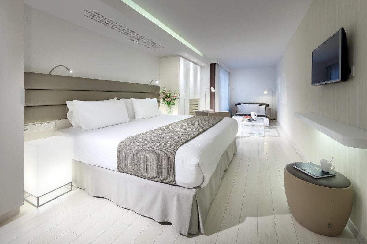 EUROSTARS BOOK HOTEL photo 1