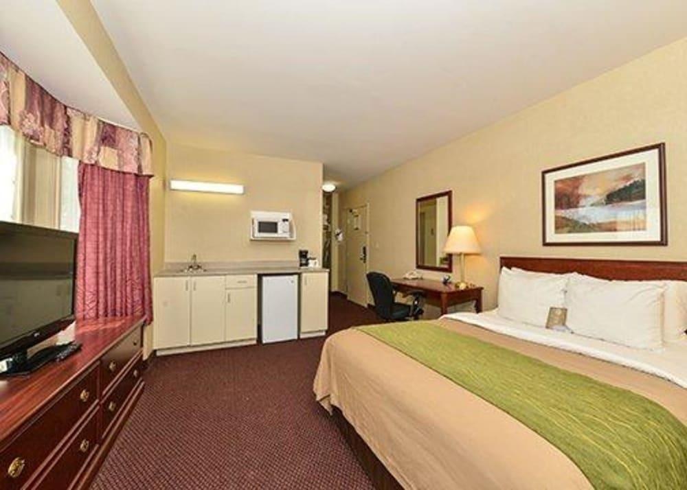 COMFORT INN photo 3
