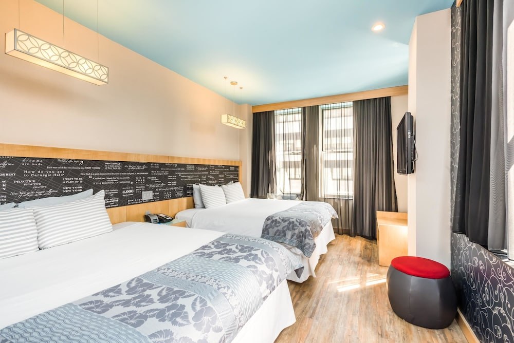 TRYP BY WYNDHAM TIMES SQUARE SOUTH