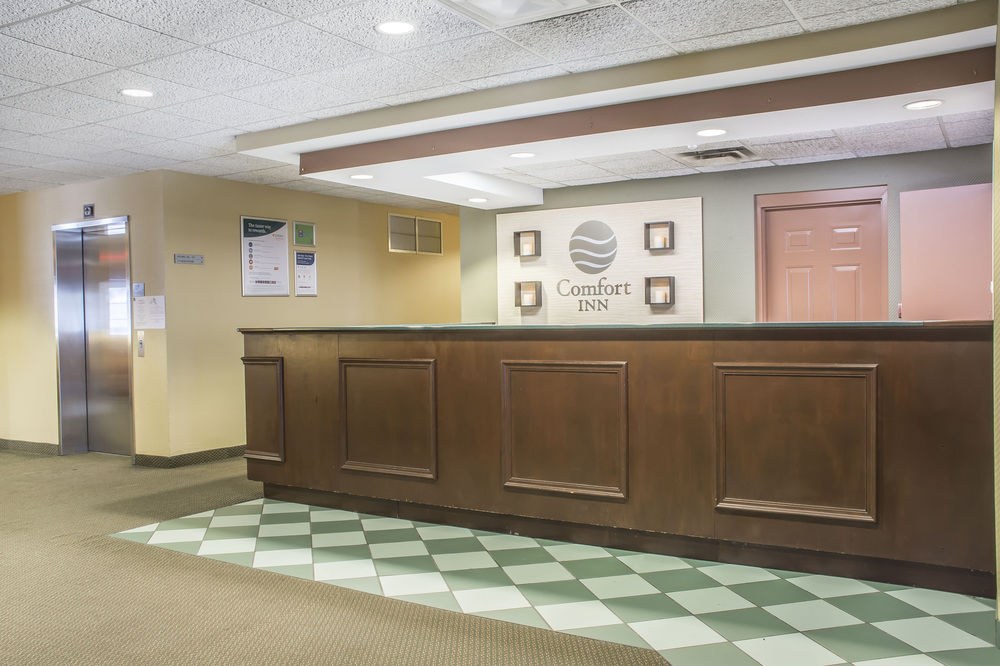 COMFORT INN photo 1