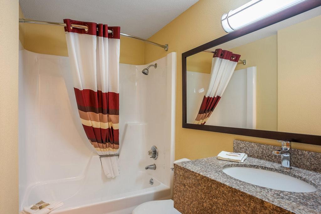 RED ROOF INN DES MOINES photo 4
