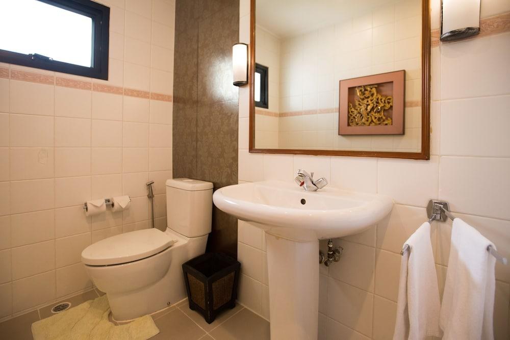 The Tarntawan Hotel Surawong Bangkok photo 4