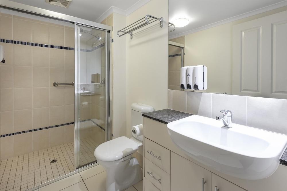PARK REGIS CITY QUAYS photo 4