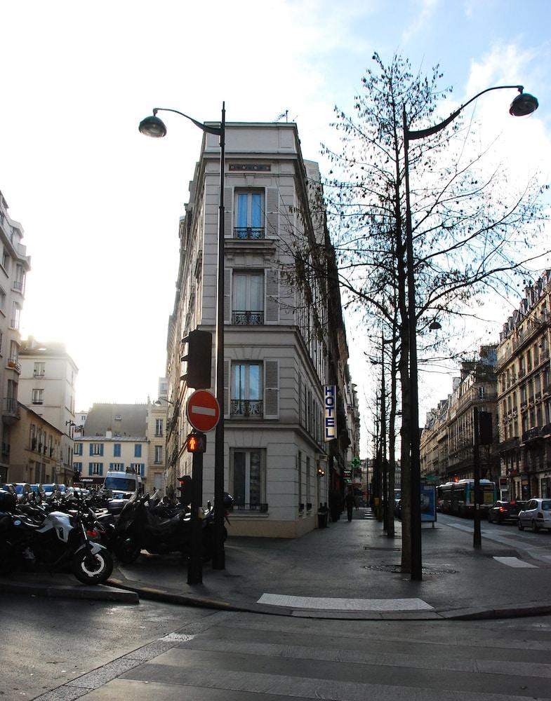 COSY MONCEAU photo 2