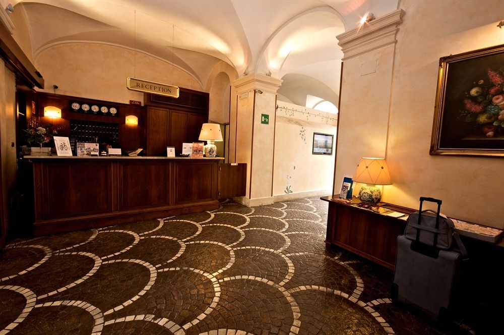 HOTEL DOMUS ROMANA photo 2