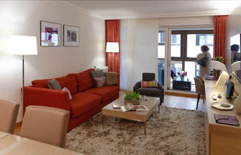 RESIDENCE ALMA MARCEAU HOTEL photo 2