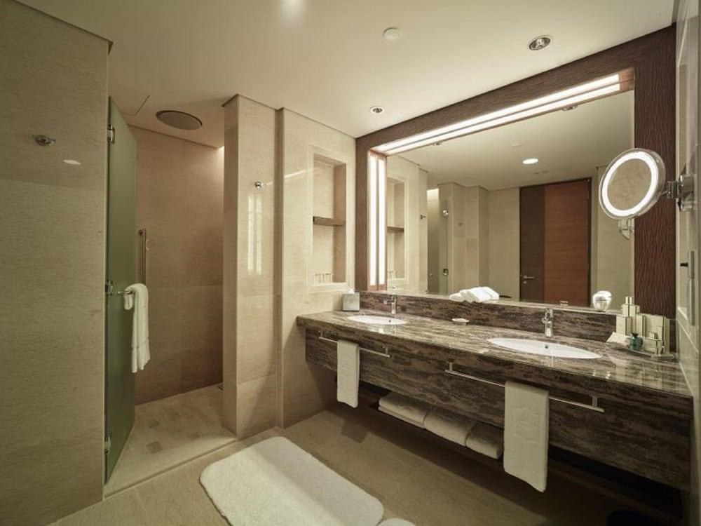 SHANGRI-LA RASA RIA. KOTA KINABALU photo 3
