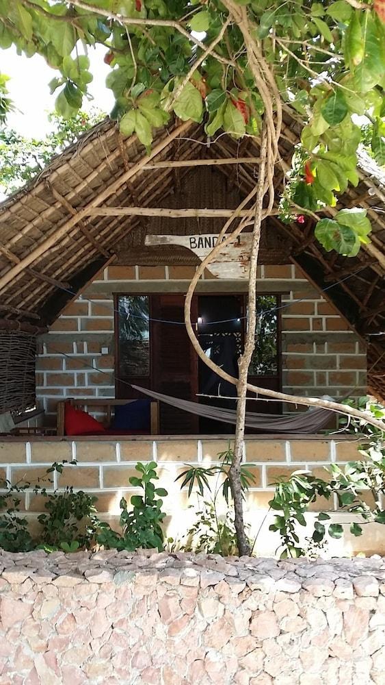 Mbuyuni Beach Village photo 4