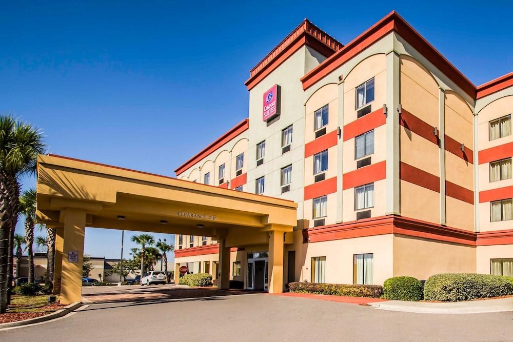 COMFORT SUITES photo 4
