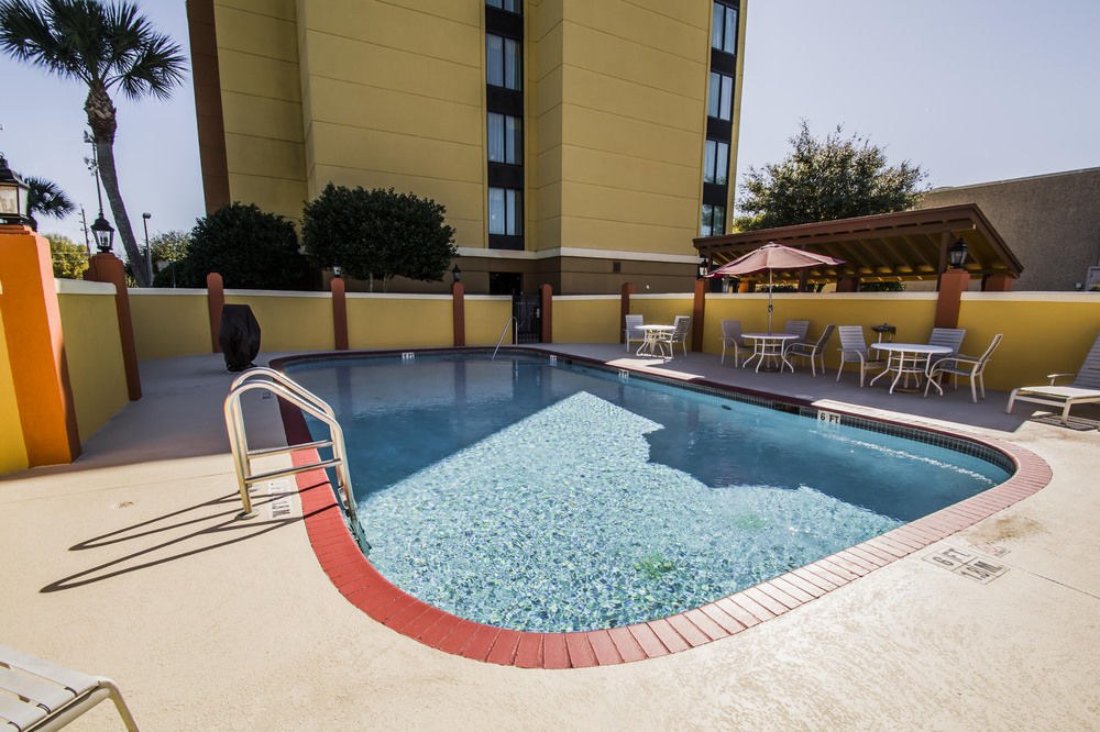 COMFORT SUITES BAYMEADOWS NEAR BUTLER BLVD
