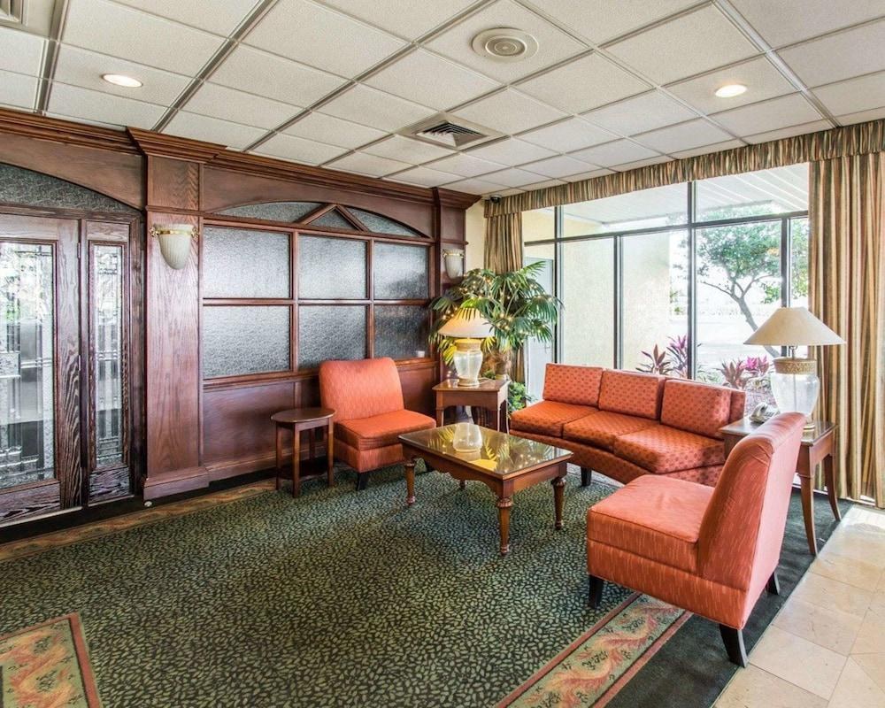 QUALITY INN CONFERENCE CENTER JACKSONVILLE photo 3