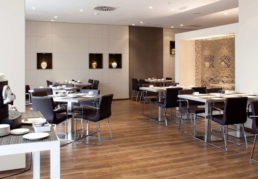 AC IBERIA LAS PALMAS BY MARRIOTT photo 3