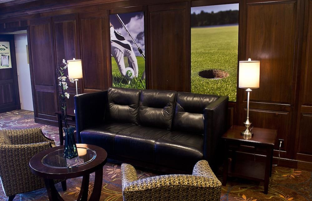 LAKEVIEW GOLF RESORT & SPA photo 2