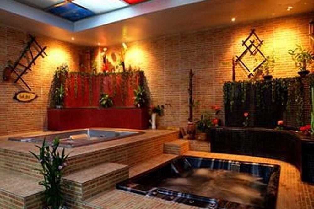 HUONG GIANG HOTEL RESORT & SPA