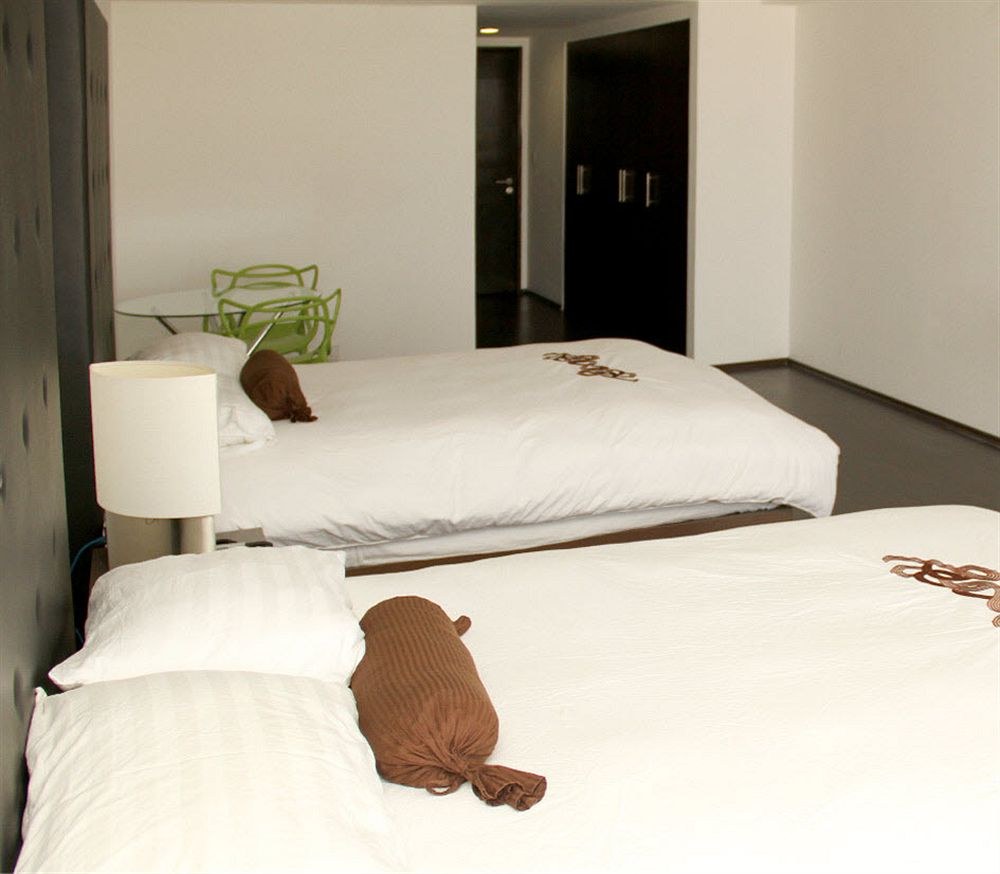 PIA SUITES photo 3