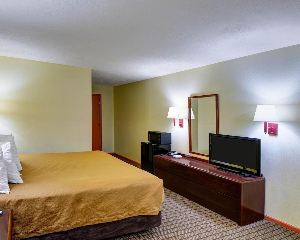 ECONO LODGE photo 4