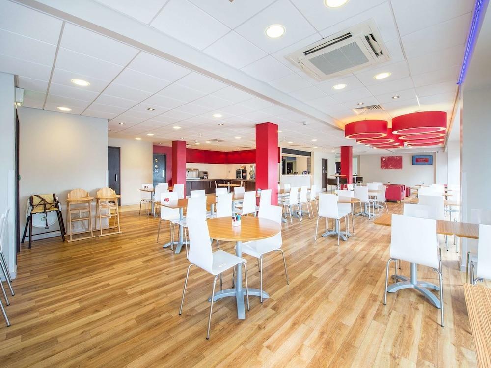 TRAVELODGE LIVERPOOL CENTRAL THE STRAND HOTEL photo 4