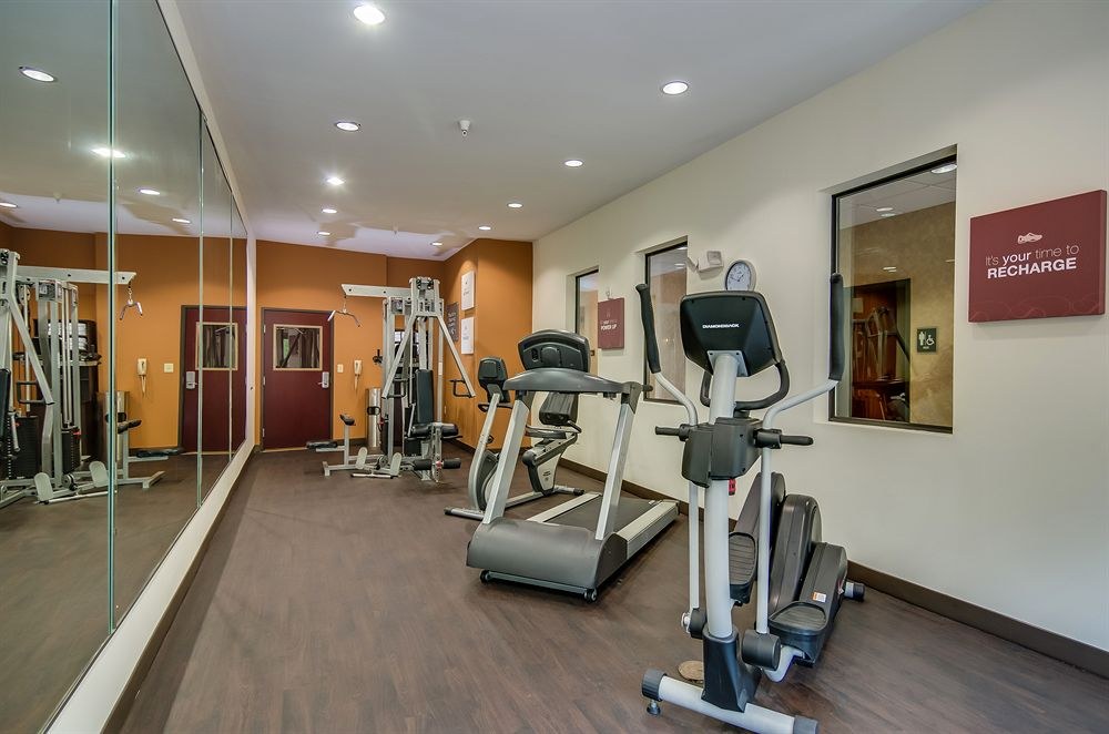 COMFORT SUITES