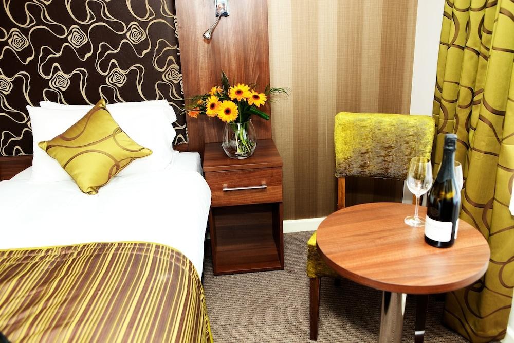 COLLECTION HOTEL BIRMINGHAM photo 3