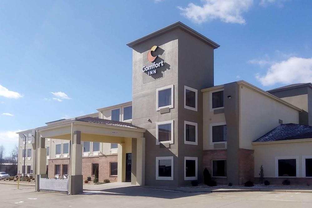 COMFORT INN photo 3
