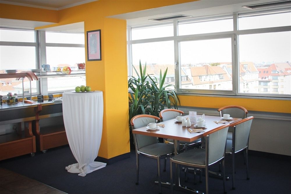 CONCORDE HOTEL AM STUDIO