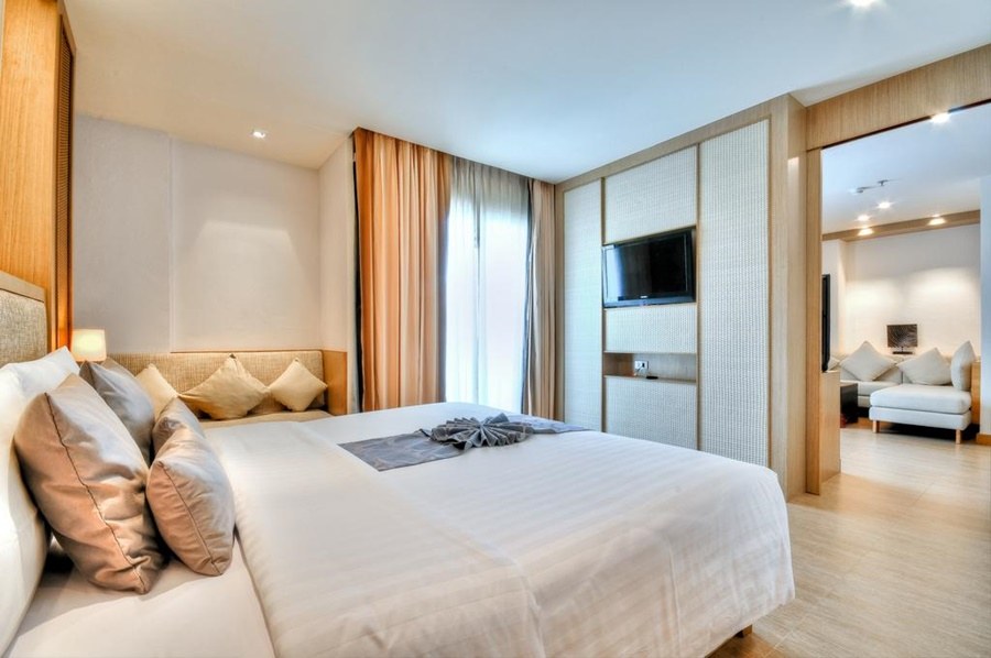 THE ASHLEE PLAZA PATONG HOTEL & SPA