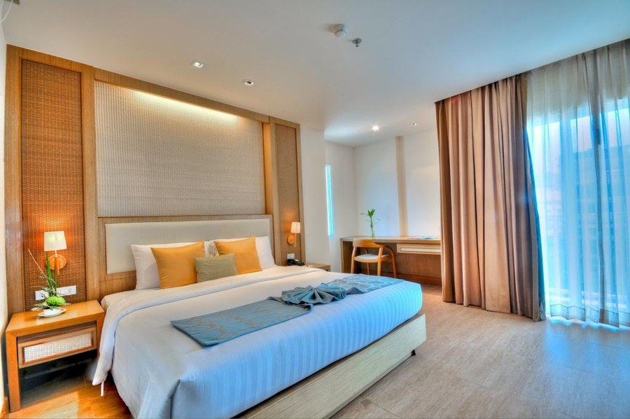 THE ASHLEE PLAZA PATONG HOTEL & SPA photo 1