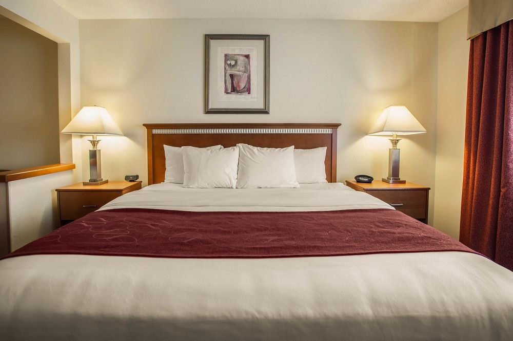 COMFORT SUITES NORMAL UNIVERSITY AREA