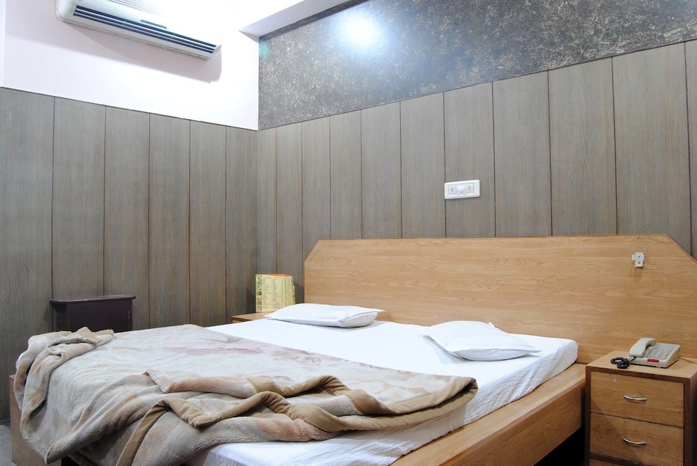 HOTEL EXPRESS 66