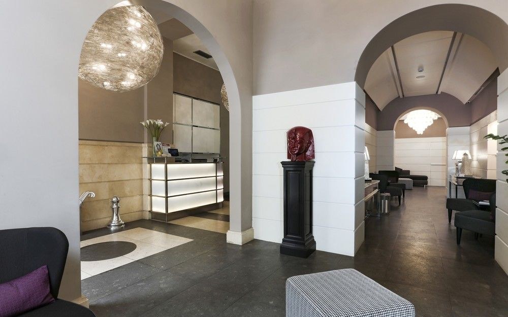 INDEPENDENT HOTEL photo 1