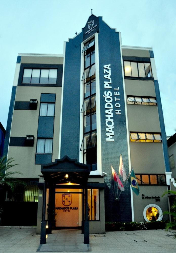 MACHADO'S PLAZA HOTEL photo 2