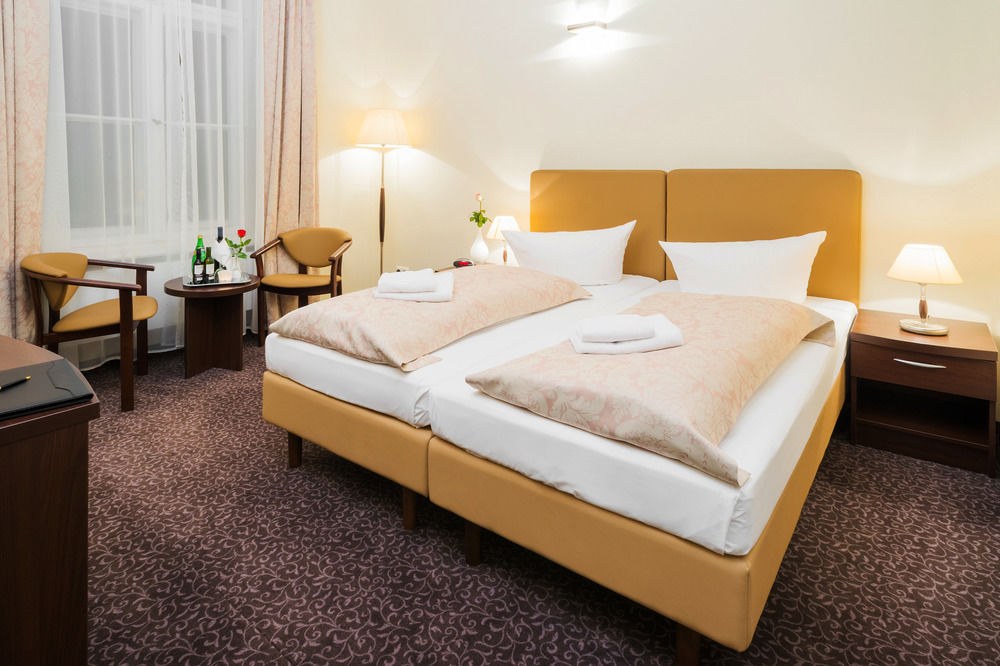 UPPER ROOM HOTEL photo 1