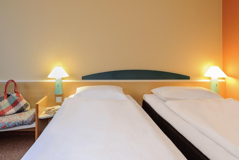 B&B Hotel Berlin City-West photo 4