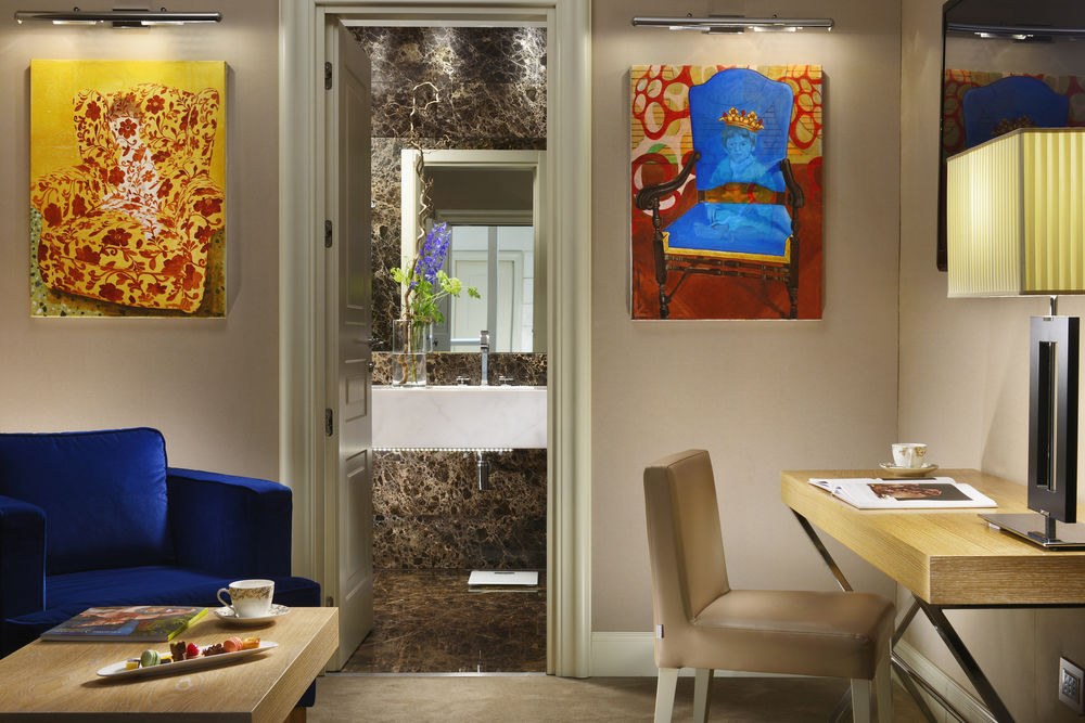 THE FIRST LUXURY ART photo 1