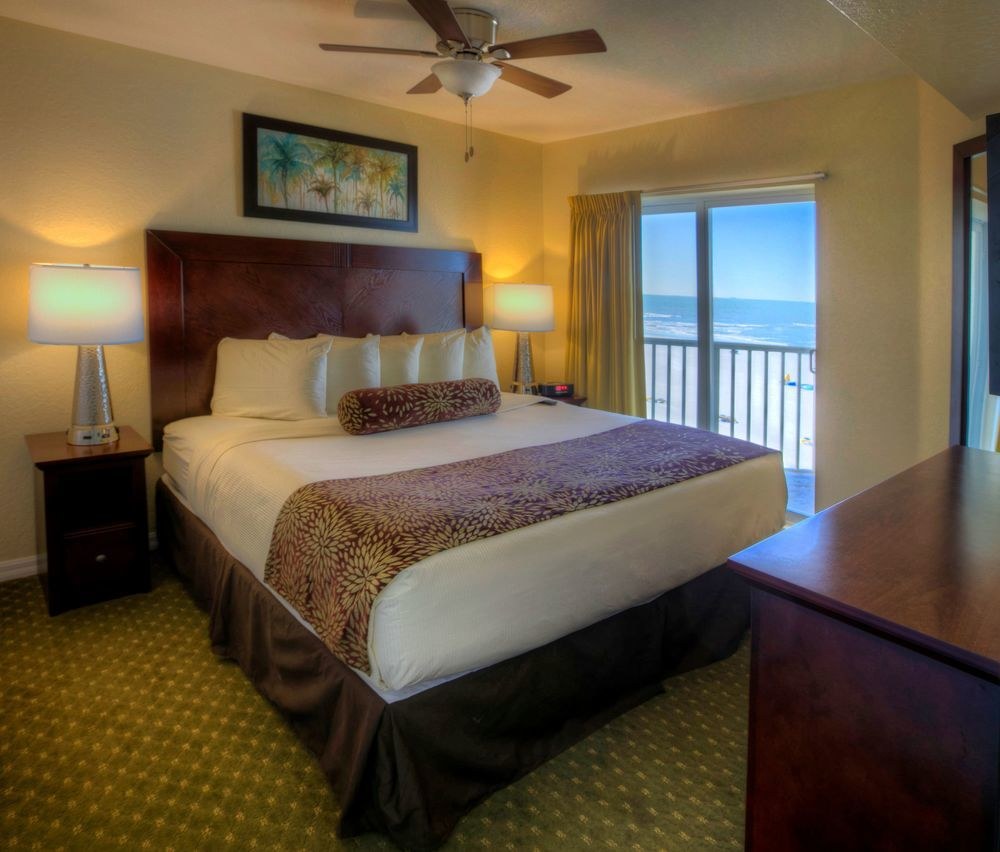 SUNSET VISTAS BEACHFRONT SUITES
