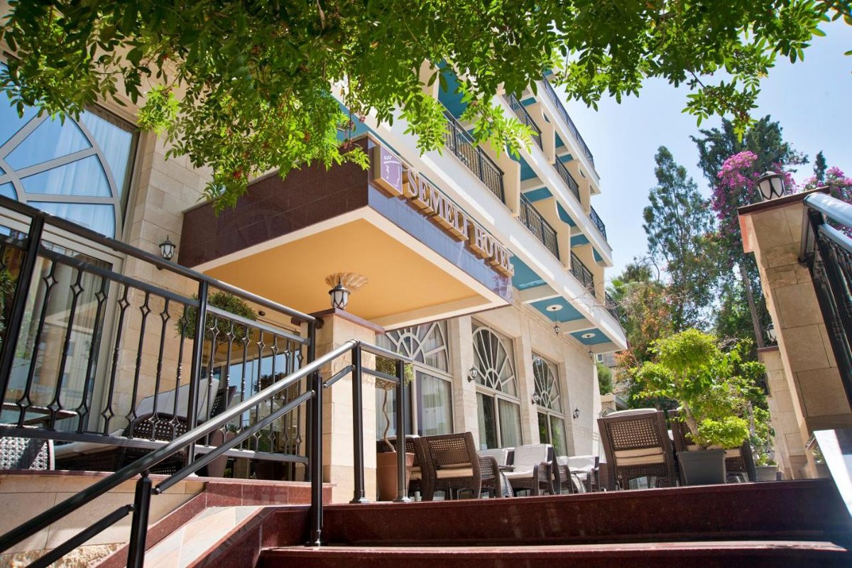 SEMELI HOTEL
