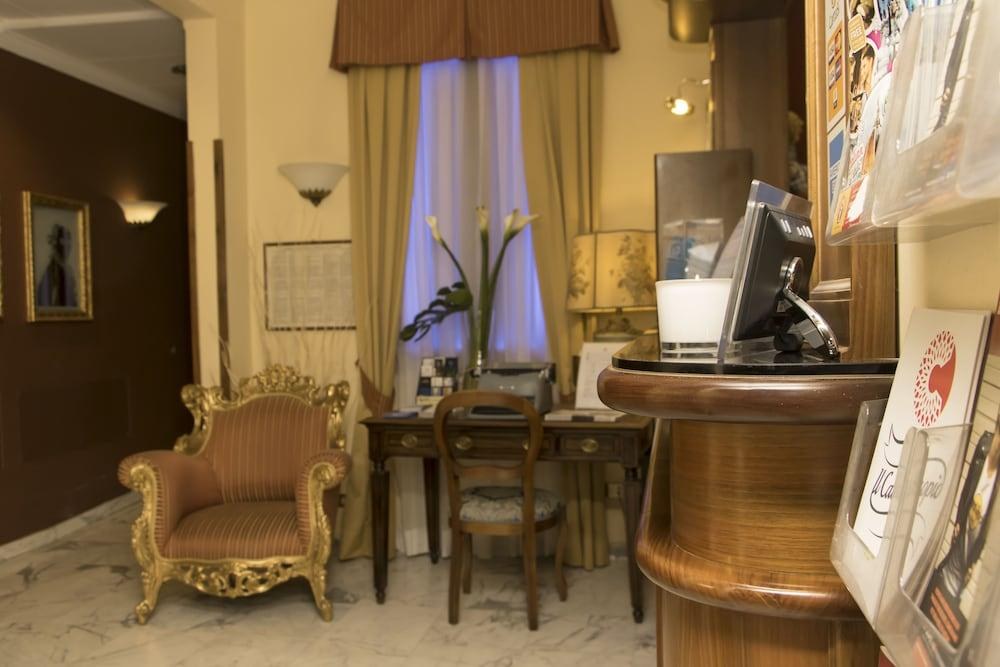 HOTEL GOLDONI photo 4