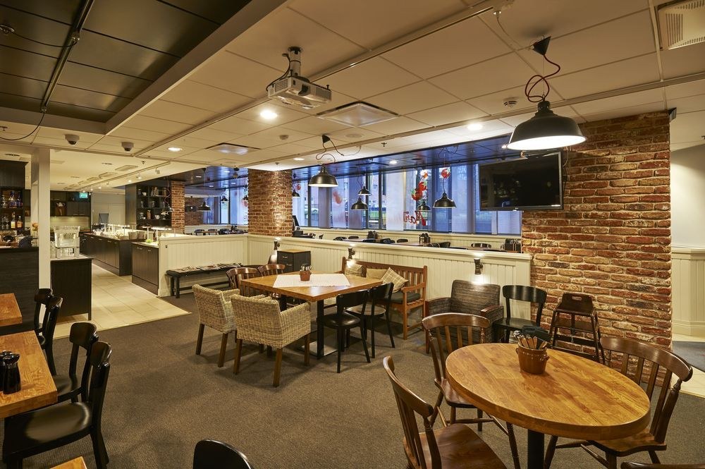 HOLIDAY INN TAMPERE CENTRAL STATION